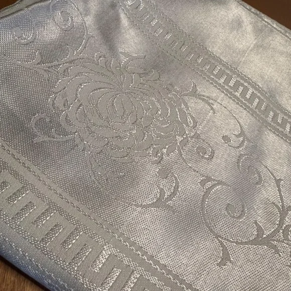 Sold🎈Damask Tablecloth Rectangular Floral Swirl Greek Key Border White - Picture 11 of 11